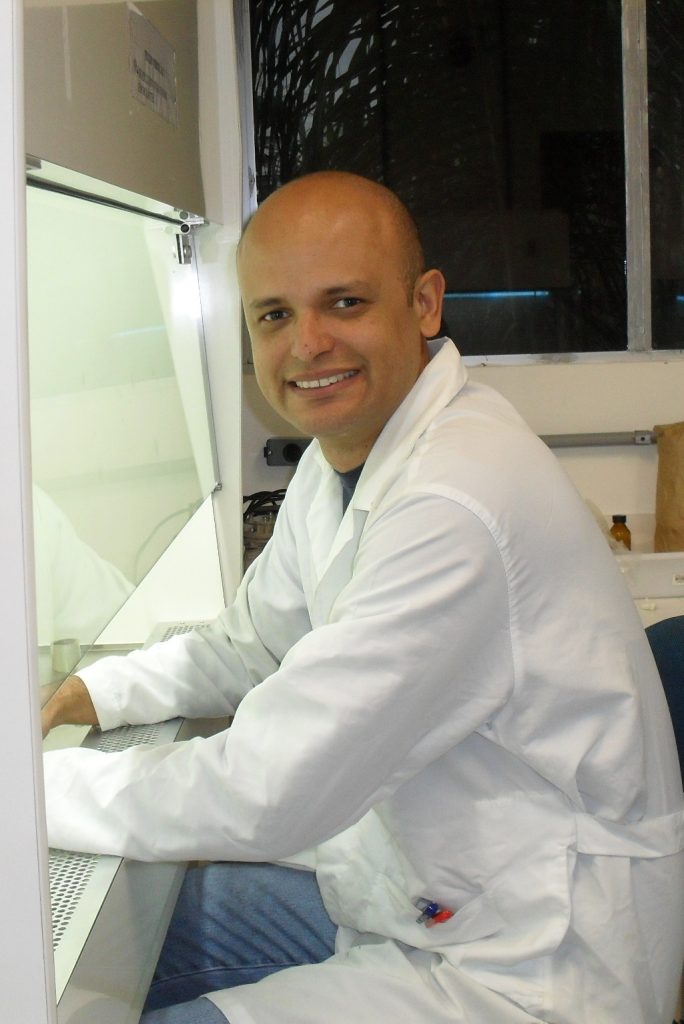 Cláudio Roberto Fonsêca Sousa Soares